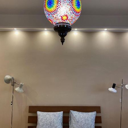 Parisi Flat Appartement Boedapest Buitenkant foto