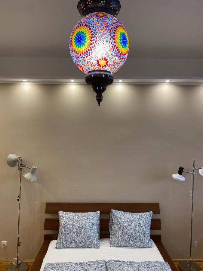 Parisi Flat Appartement Boedapest Buitenkant foto