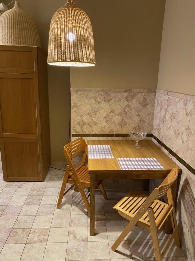 Parisi Flat Appartement Boedapest Buitenkant foto